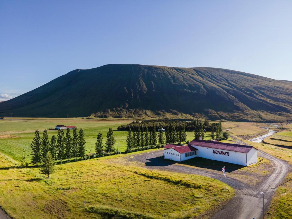 Hunaver Guesthouse Блёндюоус Экстерьер фото